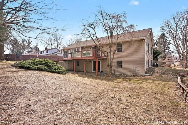 6260 Pine Crest Drive, Blendon Twp, MI 49464