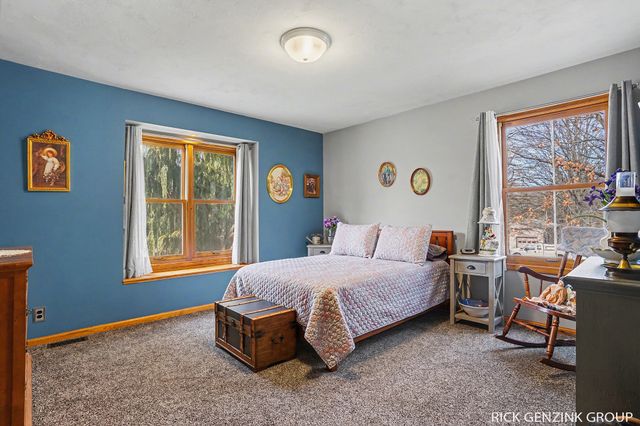 6260 Pine Crest Drive, Blendon Twp, MI 49464