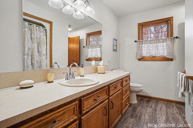 6260 Pine Crest Drive, Blendon Twp, MI 49464