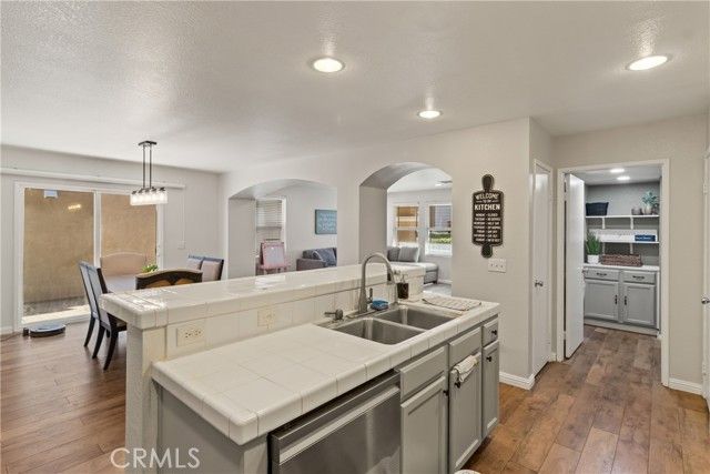 2614 Bellevue, Palmdale, CA 93550