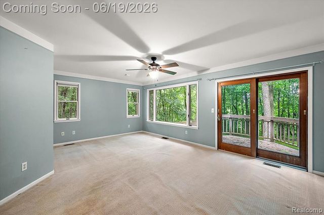 670 Rolling Acres Drive, Ortonville, MI 48462