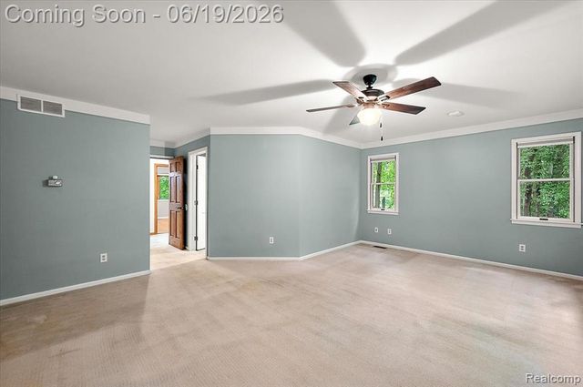 670 Rolling Acres Drive, Ortonville, MI 48462