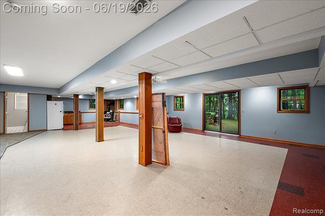 670 Rolling Acres Drive, Ortonville, MI 48462