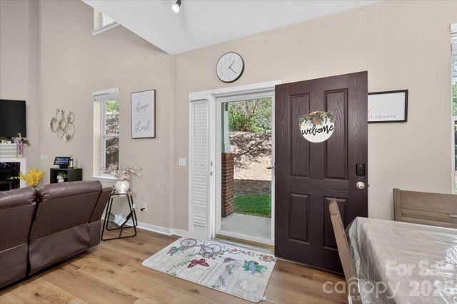 10810 Princeton Village Drive, Charlotte, NC 28277