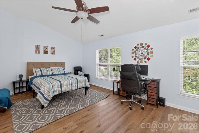 10810 Princeton Village Drive, Charlotte, NC 28277