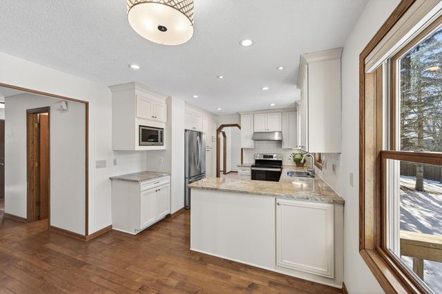 4635 Shenandoah Lane N, Plymouth, MN 55446