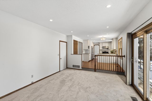 4635 Shenandoah Lane N, Plymouth, MN 55446