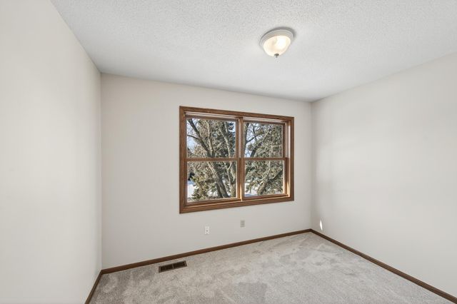 4635 Shenandoah Lane N, Plymouth, MN 55446