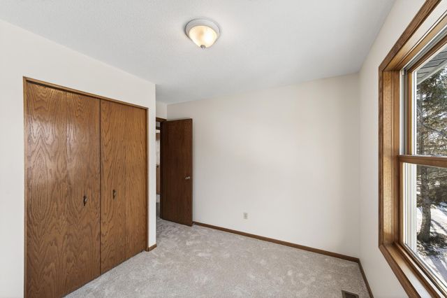 4635 Shenandoah Lane N, Plymouth, MN 55446