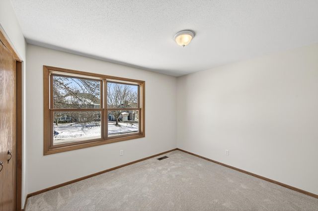 4635 Shenandoah Lane N, Plymouth, MN 55446