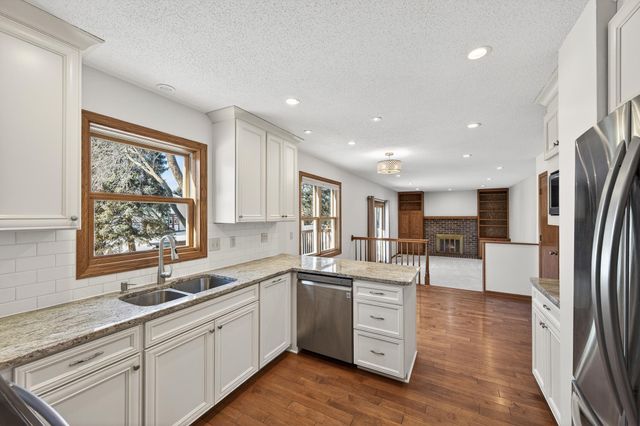 4635 Shenandoah Lane N, Plymouth, MN 55446