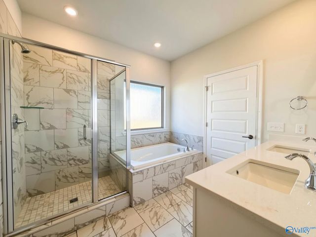 215 Paca Lane, Huntsville, AL 35811