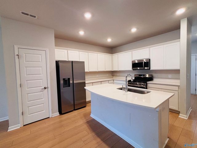 215 Paca Lane, Huntsville, AL 35811