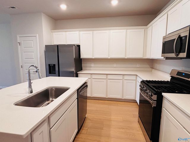 215 Paca Lane, Huntsville, AL 35811