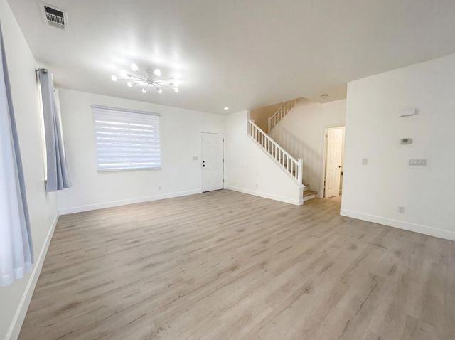 2724 Bertolani Cir, Elk Grove, CA 95758