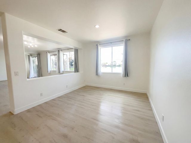 2724 Bertolani Cir, Elk Grove, CA 95758