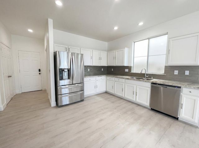 2724 Bertolani Cir, Elk Grove, CA 95758