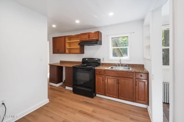 60 Bradford Street, Albany, NY 12206