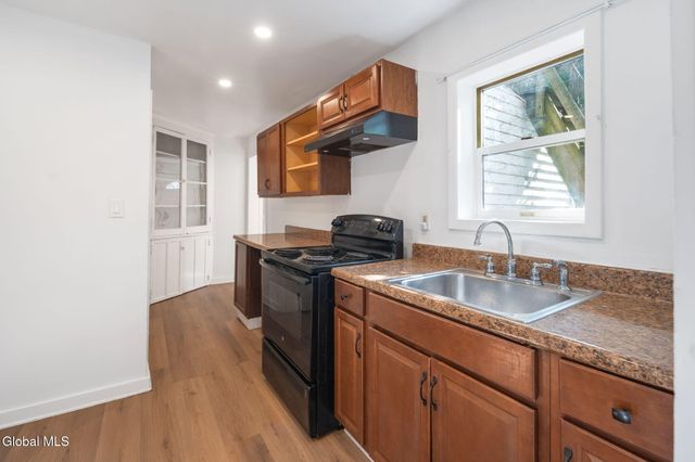 60 Bradford Street, Albany, NY 12206