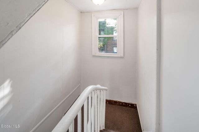 60 Bradford Street, Albany, NY 12206