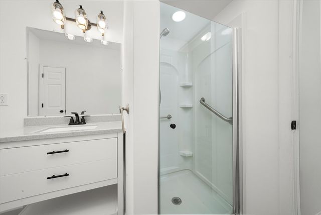 9762 IL Route 76, Belvidere, IL 61008