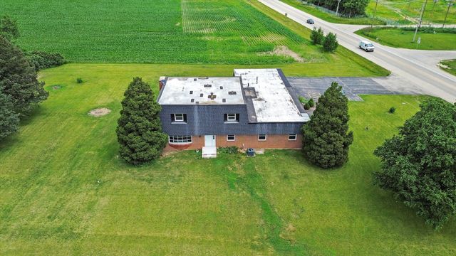 9762 IL Route 76, Belvidere, IL 61008