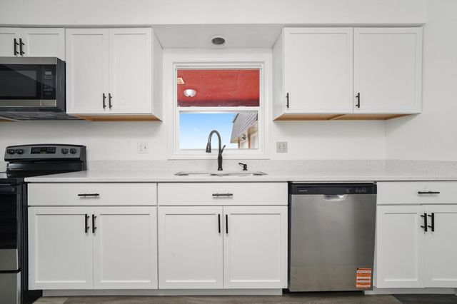 9762 IL Route 76, Belvidere, IL 61008