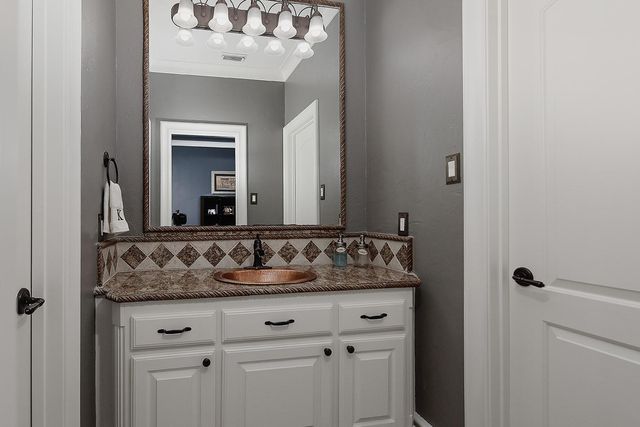 30 Player Green Place, The Woodlands, TX 77382