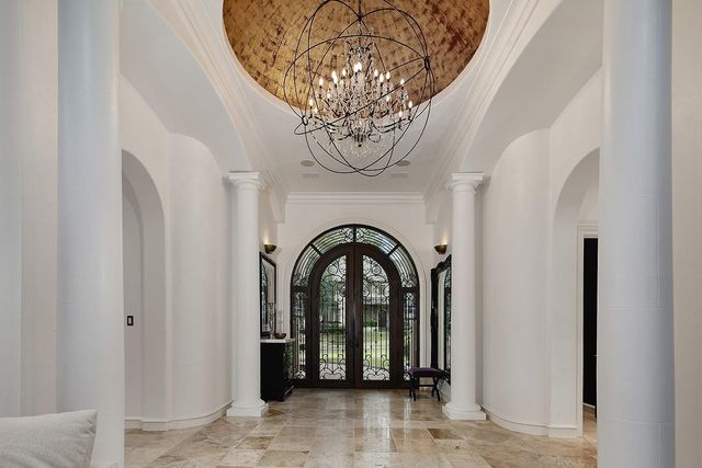 30 Player Green Place, The Woodlands, TX 77382