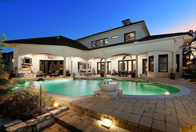 30 Player Green Place, The Woodlands, TX 77382