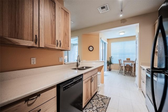 2242 KINGS PALACE DRIVE 2242, Riverview, FL 33578