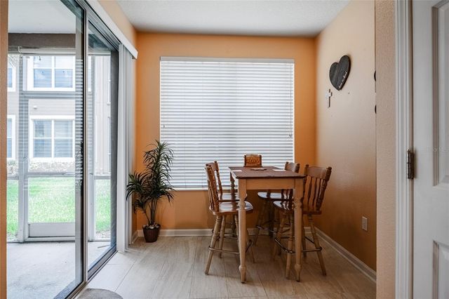 2242 KINGS PALACE DRIVE 2242, Riverview, FL 33578