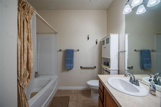 2242 KINGS PALACE DRIVE 2242, Riverview, FL 33578