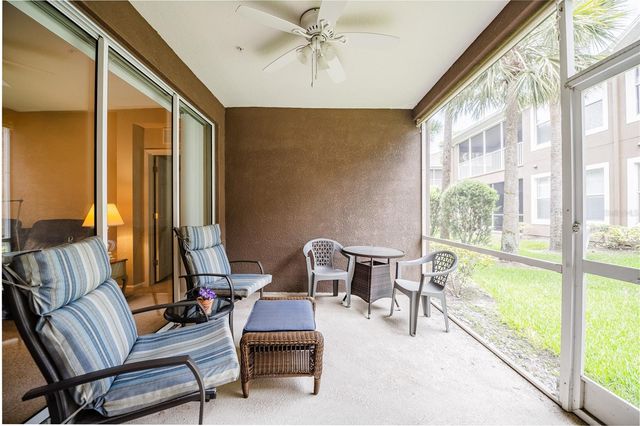 2242 KINGS PALACE DRIVE 2242, Riverview, FL 33578