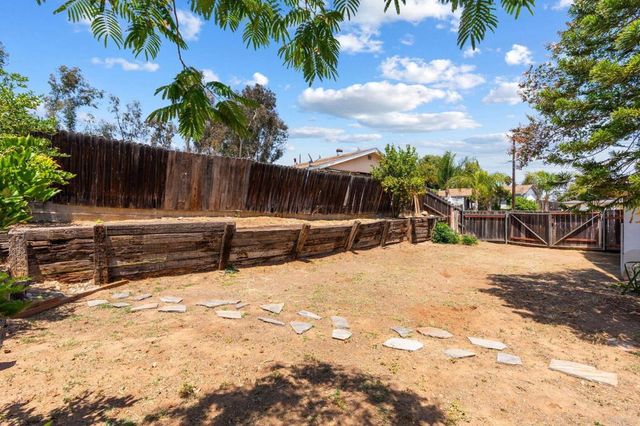 9644 E Hartland Circle, Santee, CA 92071