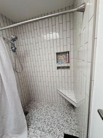 6107 Hillsdale, Sacramento, CA 95842