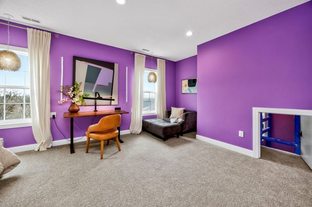 1738 S 40th Court, West Des Moines, IA 50265