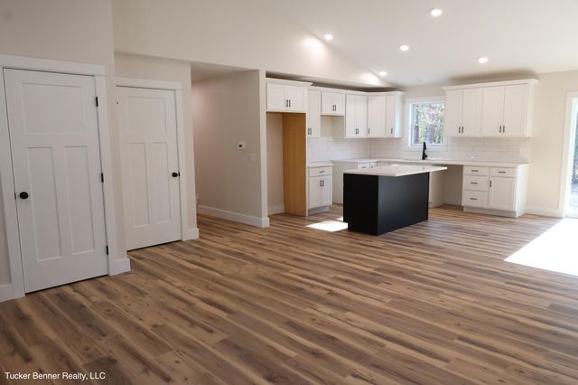 6771 Staple Road, Dalton Twp, MI 49457