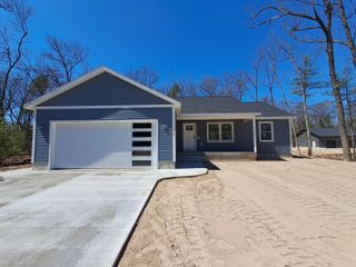 6771 Staple Road, Dalton Twp, MI 49457