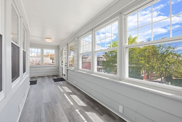15 Grayson St, Boston, MA 02124