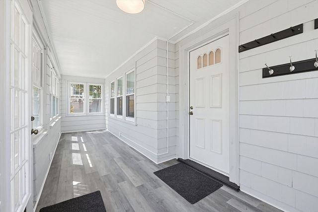 15 Grayson St, Boston, MA 02124