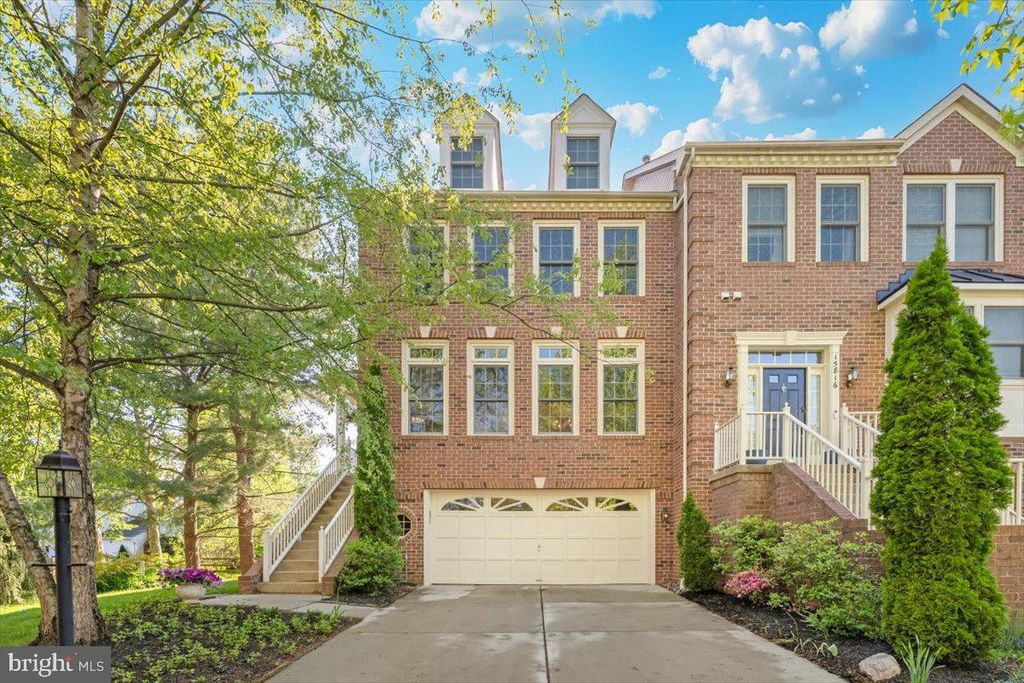 Image 1 of property listing at 15814 GLACIER CT, Gaithersburg, MD 20878