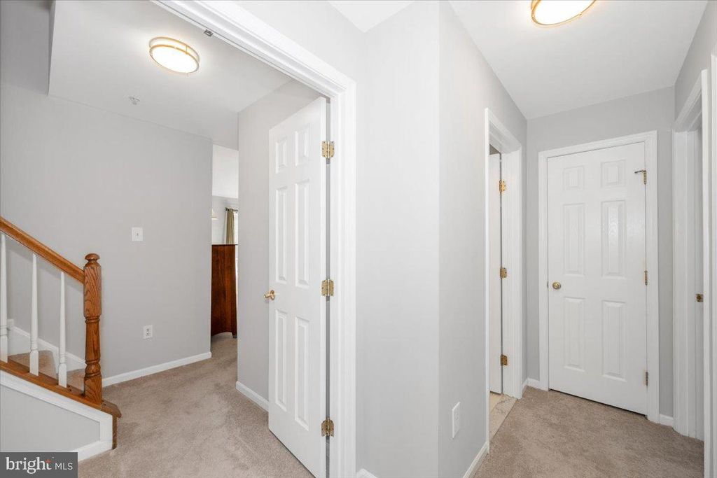 Image 33 of property listing at 15814 GLACIER CT, Gaithersburg, MD 20878