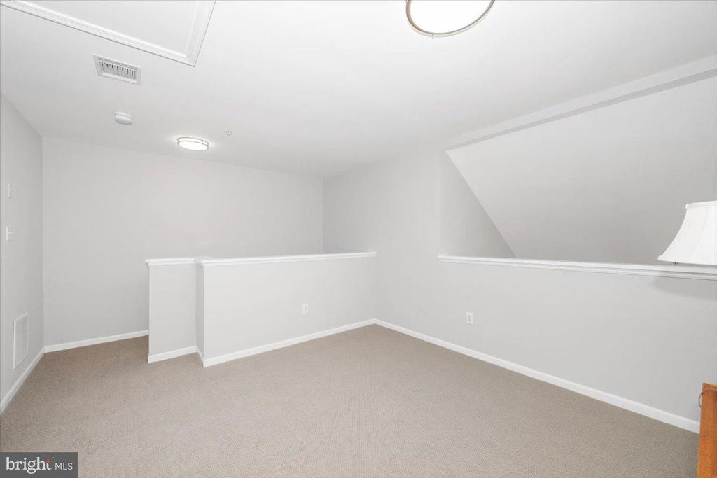Image 45 of property listing at 15814 GLACIER CT, Gaithersburg, MD 20878