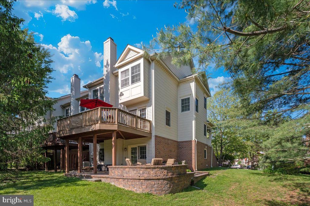 Image 57 of property listing at 15814 GLACIER CT, Gaithersburg, MD 20878