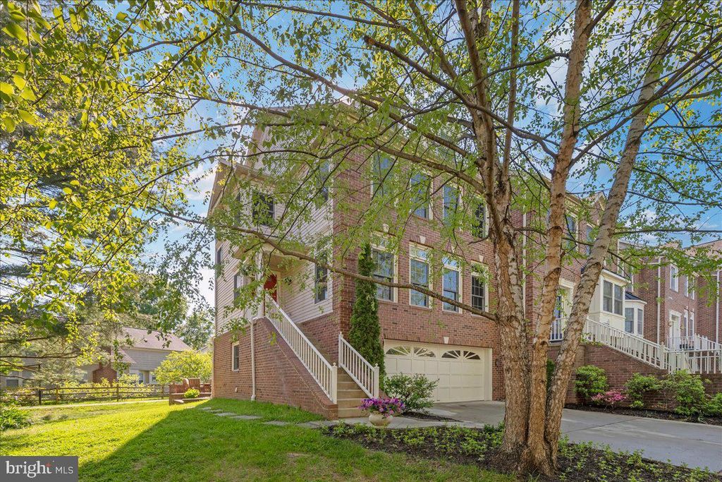 Image 68 of property listing at 15814 GLACIER CT, Gaithersburg, MD 20878