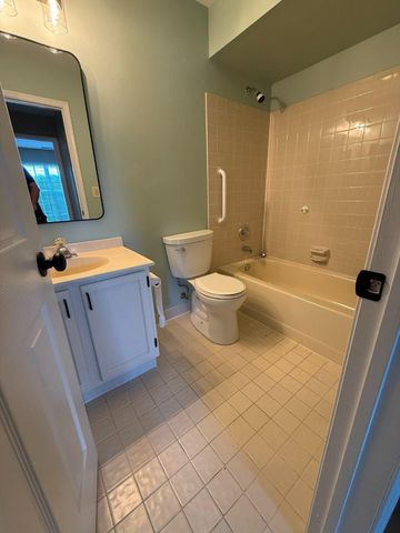 121 ANDOVER PL, Robbinsville, NJ 08691