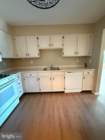 121 ANDOVER PL, Robbinsville, NJ 08691
