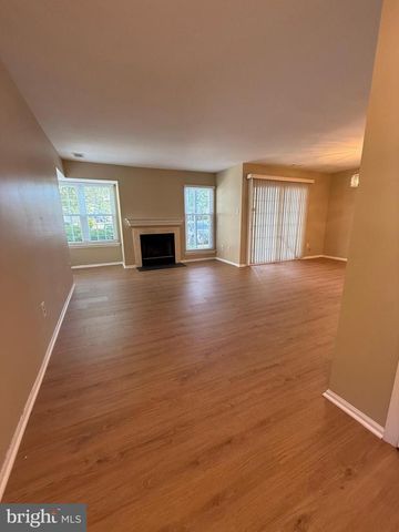 121 ANDOVER PL, Robbinsville, NJ 08691
