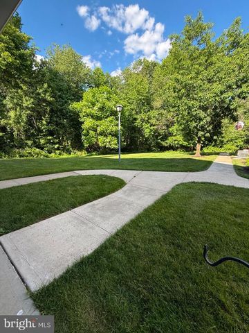 121 ANDOVER PL, Robbinsville, NJ 08691